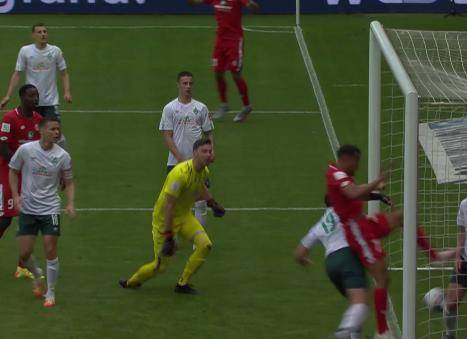  德甲老牌劲旅遭遇保级警报  