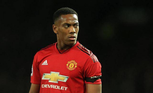  那不勒斯替补前锋临危受命，终场前绝平保住不败金身  